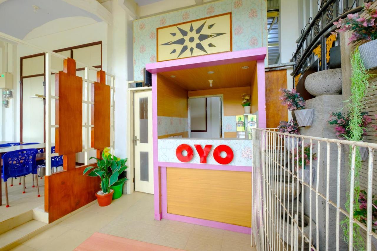 Oyo 3088 Green Valley House Сенггиги Экстерьер фото